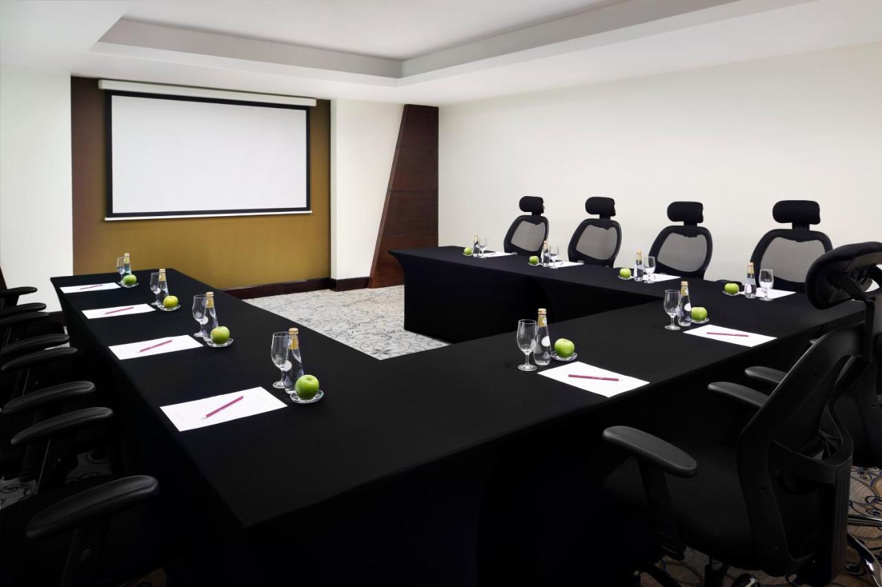 Crowne Plaza Riyadh Al Waha By Ihg Ngoại thất bức ảnh